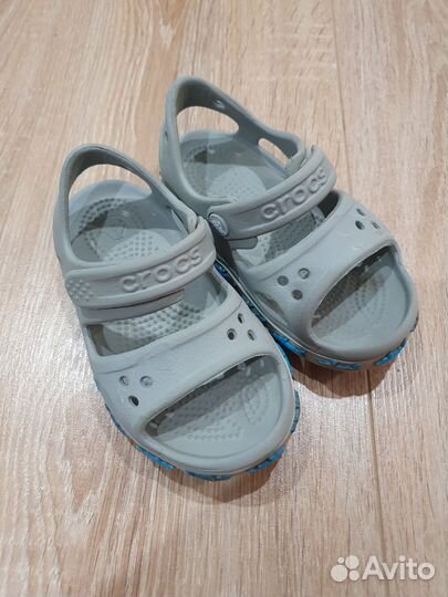 Сандали crocs c7