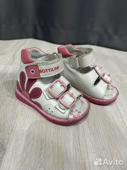 Босоножки для девочки ортопедические