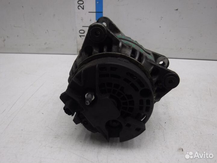 Генератор на Nissan Almera