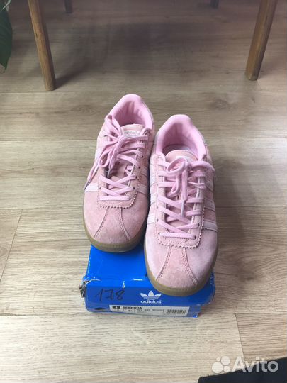 Кроссовки adidas Bermuda