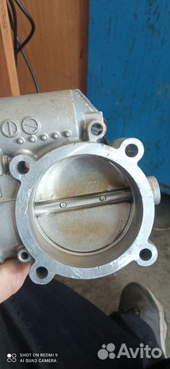 Дросельная заслонка