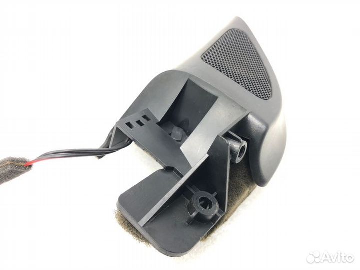 Накладка зеркала передняя левая Volkswagen Jetta