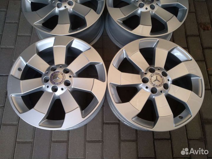 Оригинал Mercedes r-18 (5x112) 4 шт. как новые