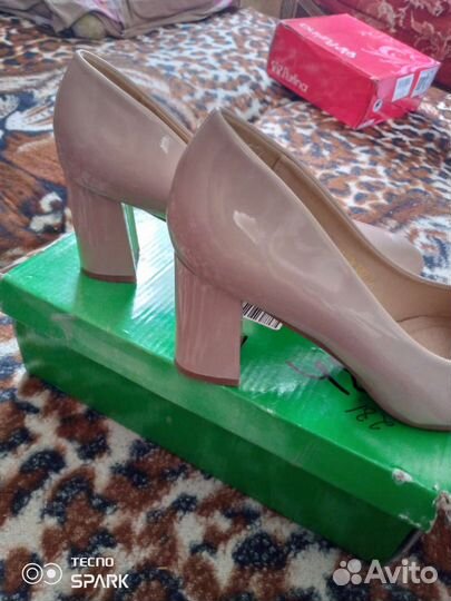 Туфли женские 39 размер новые