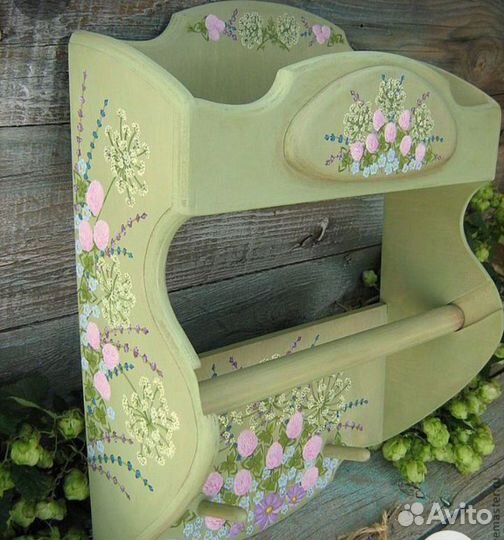 Вешалка настенная деревянная