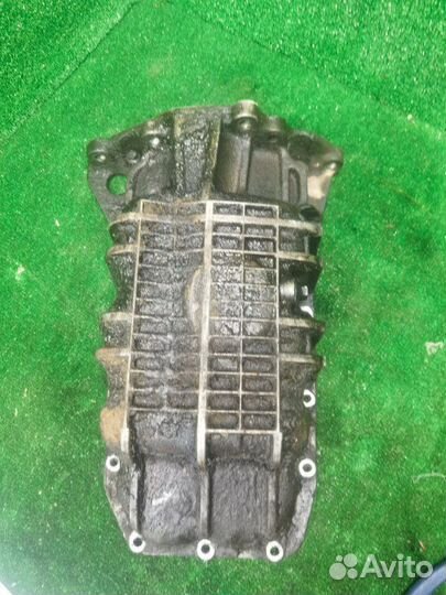 Поддон двигателя Volvo S40 II 1.6 2006