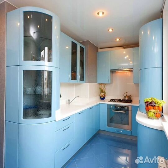 Кухня в потолок на заказ