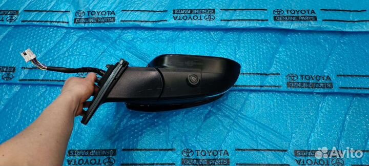 Зеркало Рав 4 -4 правое с камерой без дефектов