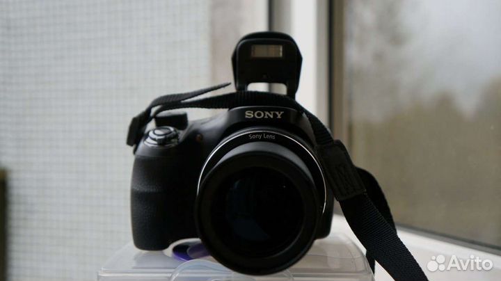 Sony Cuber-Shot DSC-H400