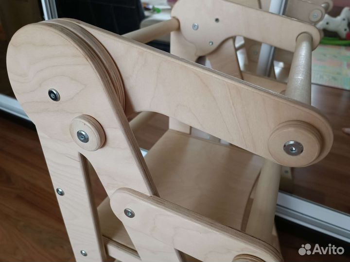 Башня помощника Монтессори