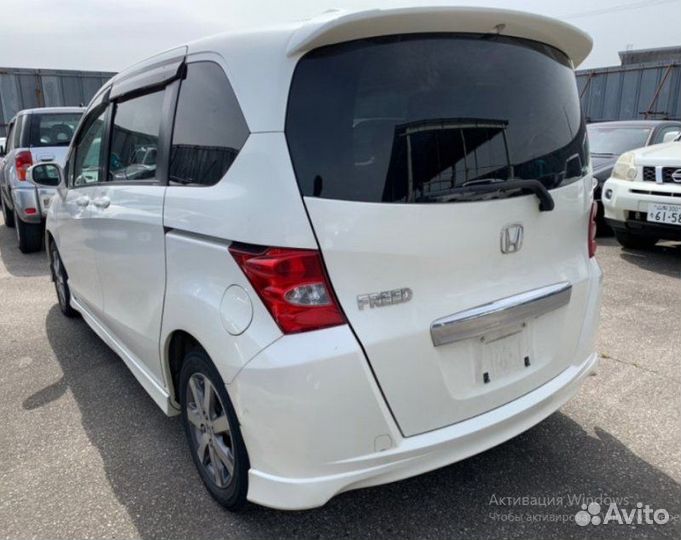 Амортизатор задний правый Honda Freed/Freed Spike