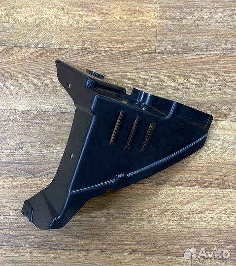 Экран Ваз-2190 FL щитка нижний передний левый