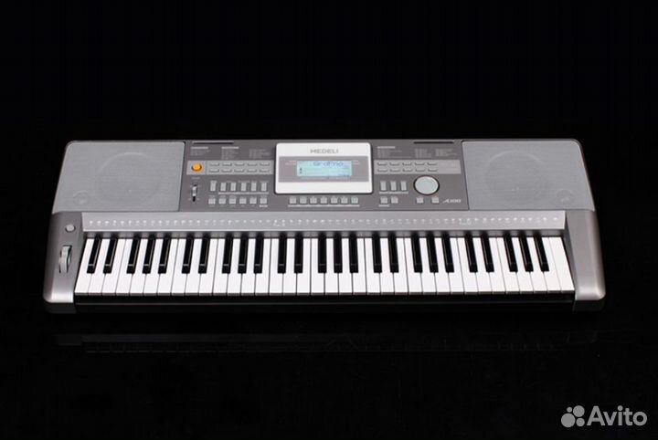 A100 Синтезатор, 61 клавиша, Medeli