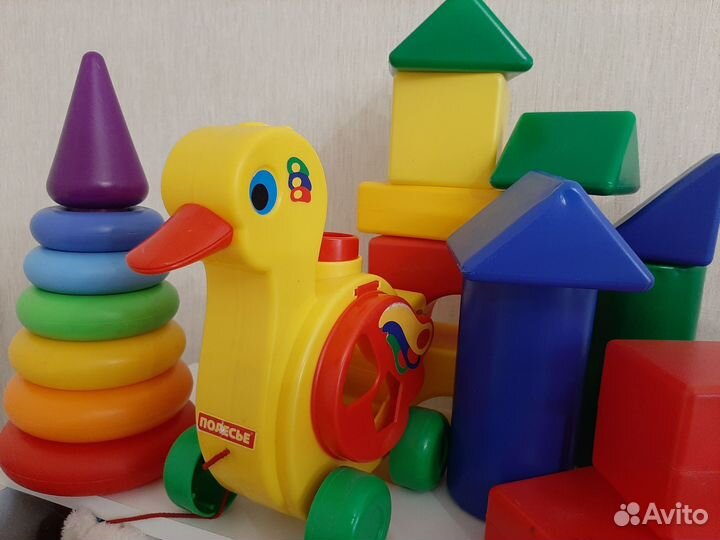 Развивающие игрушки