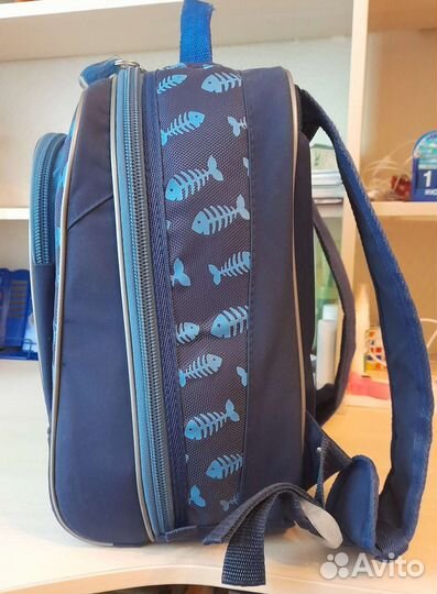Рюкзак школьный