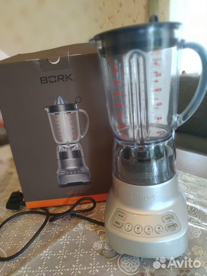 Блендер bork b501
