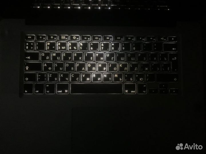 Macbook Pro 15 2011, i7, 8/250