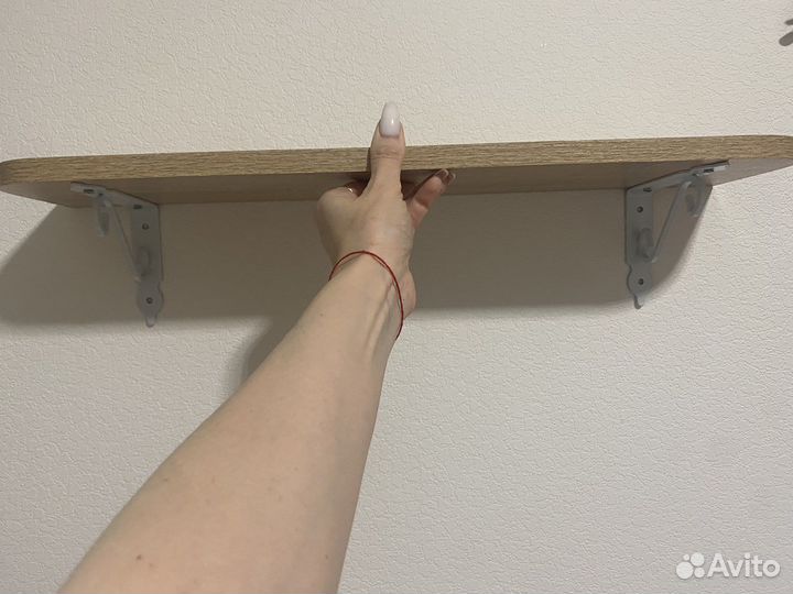 Полочка настенная деревянная