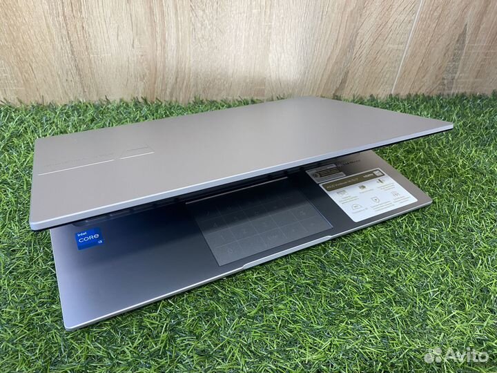 Ноутбук asus Vivobook 14 X1404VA-EB183