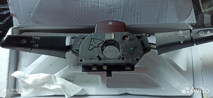 Подрулевой переключатель (гитара)