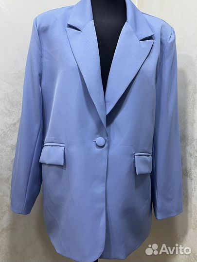 Пиджаки и жакеты женские