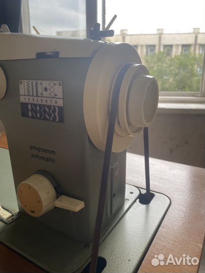 Швейная машинка veritas