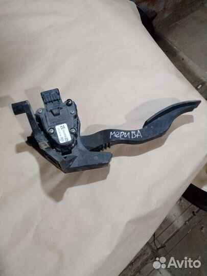 Педаль газа Opel Meriva Опель Мерива