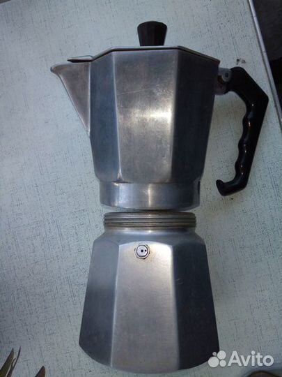 Старая кофеварка