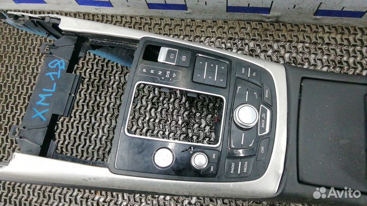 Подлокотник Audi A6 C7 2010-2018