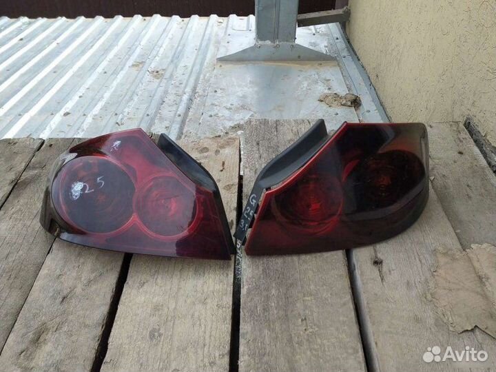 Фонарь наружный задний Infiniti G25