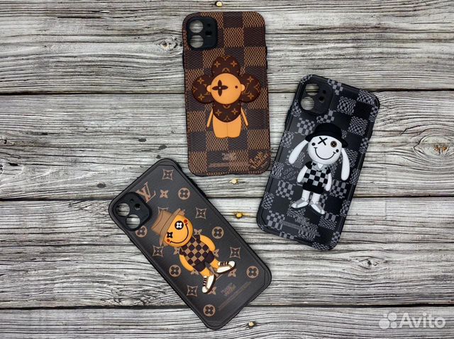Чехлы iPhone 11