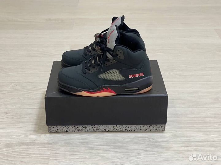 Nike Air Jordan 5 Retro wmns Gore-Tex Off Noir