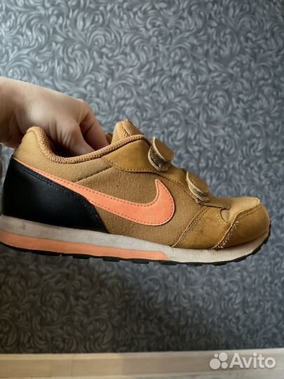 Кроссовки на мальчика nike