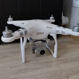 Квадрокоптер DJI Phantom 3 advanced