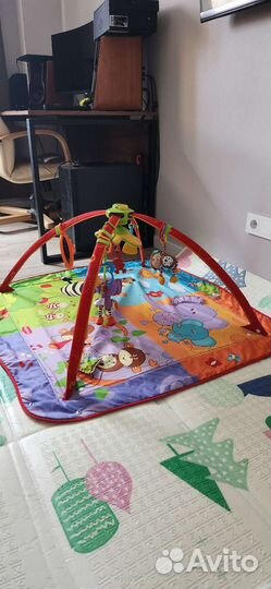 Развивающий коврик tiny love