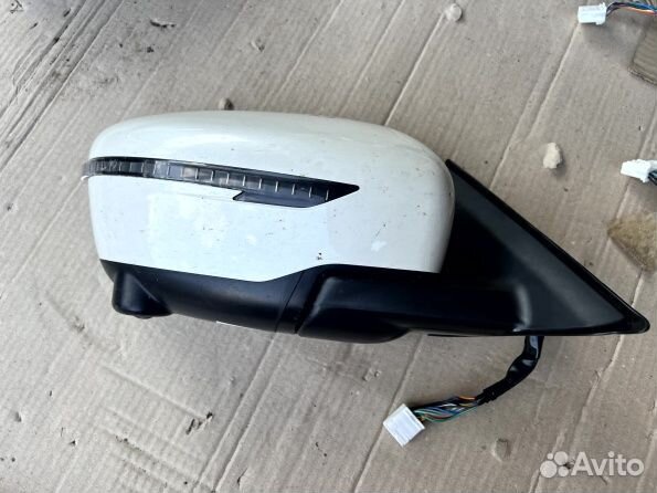 Nissan X-Trail t32 зеркало правое с камерой 13 пин