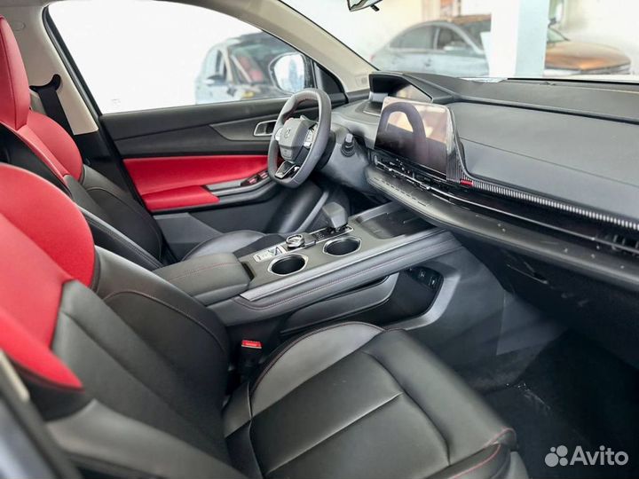 Changan UNI-S 1.5 AMT, 2024