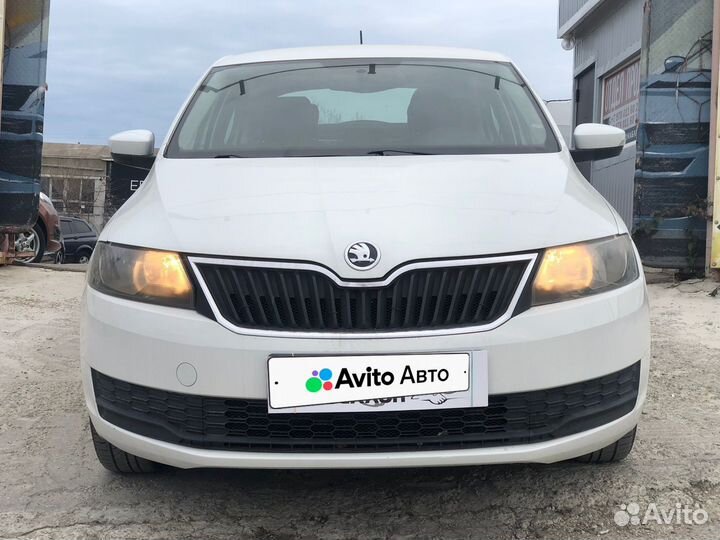 Skoda Rapid 1.6 AT, 2019, 120 000 км