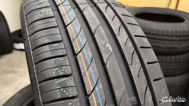 Tracmax X-Privilo TX3 225/55 R18 98V