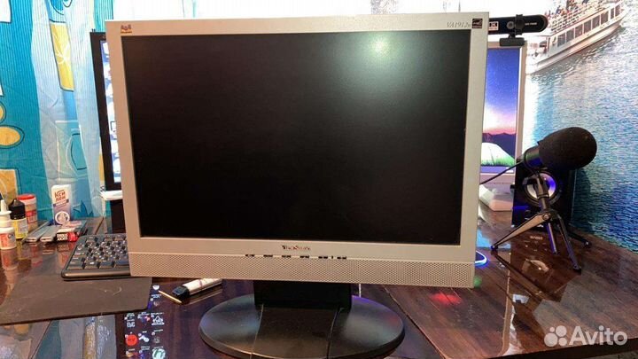 Монитор Viewsonic 19