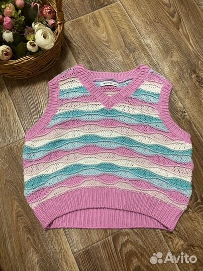 Жилетка на девочку 140 см