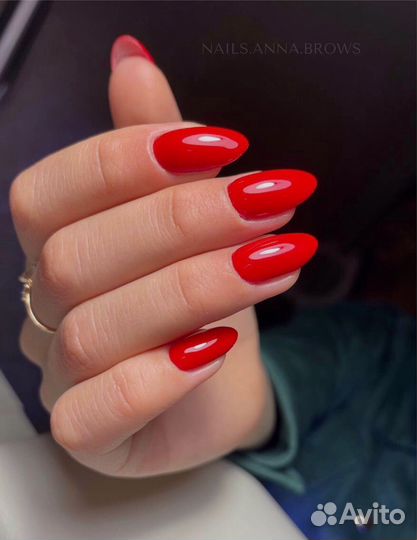 Оформление бровей/маникюр