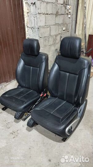 Кожаные передние сиденья на Спринтер и Крафтер