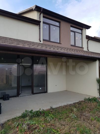 Таунхаус 130 м² на участке 2,7 сот.