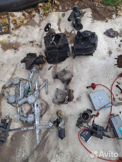 В разборе субару легаси 1999г