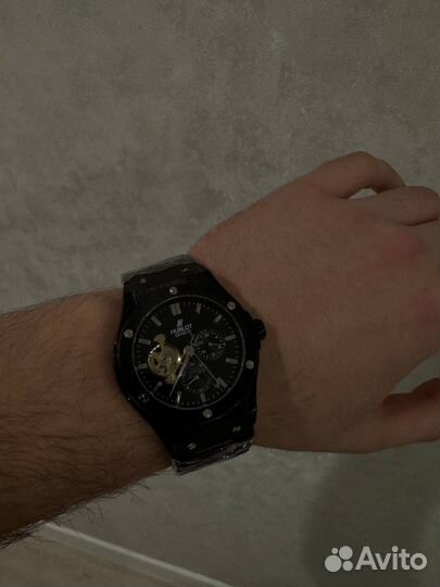 Мужские наручные часы hublot