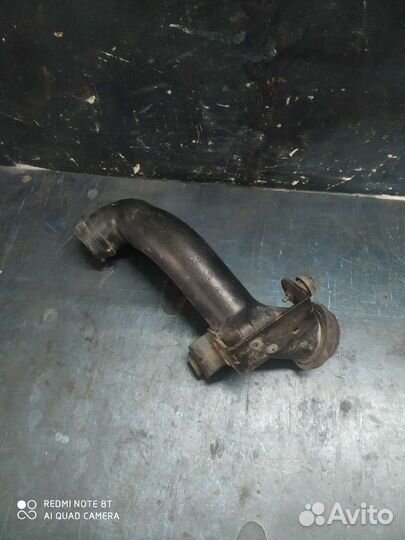 Патрубок воздушного фильтра 