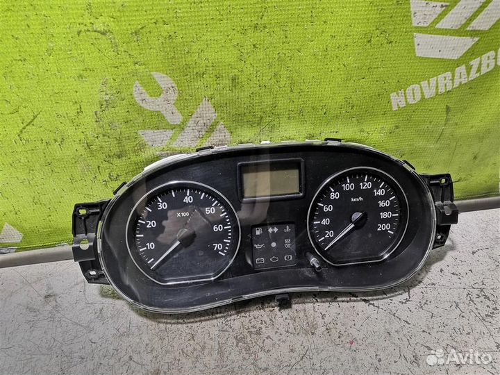 Панель приборов Рено Логан