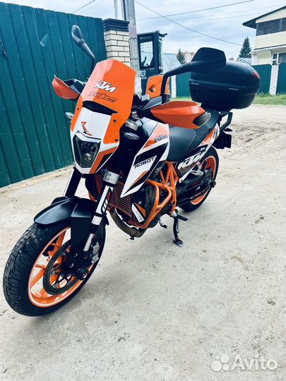 KTM duke 690