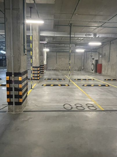 Машиноместо, 15 м²